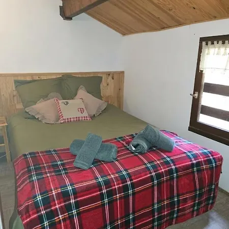 Chalet Petit Face Aux Sommets Catalans Bolquere Pyrenees 2000